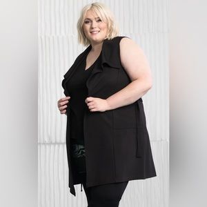 ANNE MULAIRE MAUDE VEST - new never worn